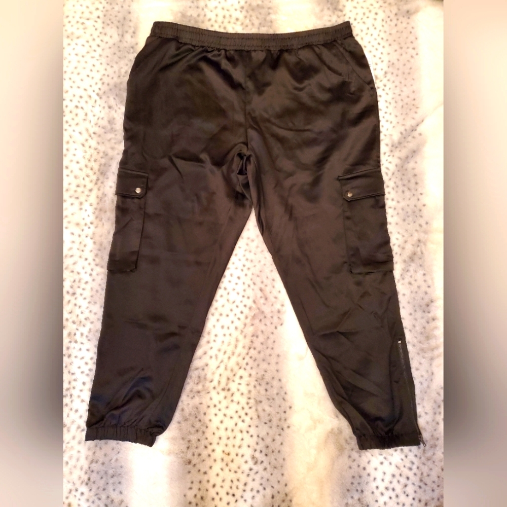 NWT Satin Jogger Pant
